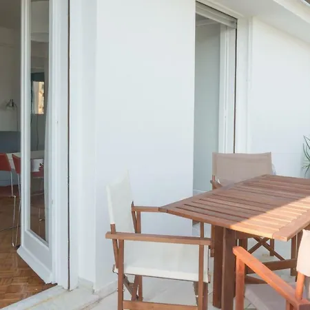 Ariadne's Penthouse In Atina